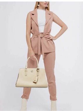 Tory Burch Elegant Cream Handbag